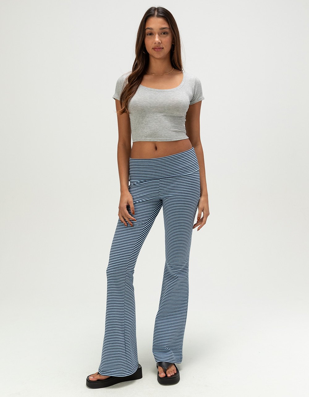 HEART & HIPS Womens Scoop Neck Top - HEATHER GRAY