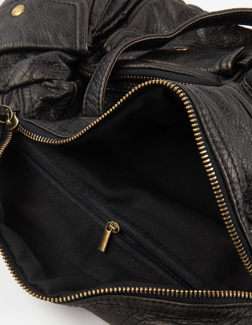 Emily Washed Shoulder Bag - WASHED BLACK