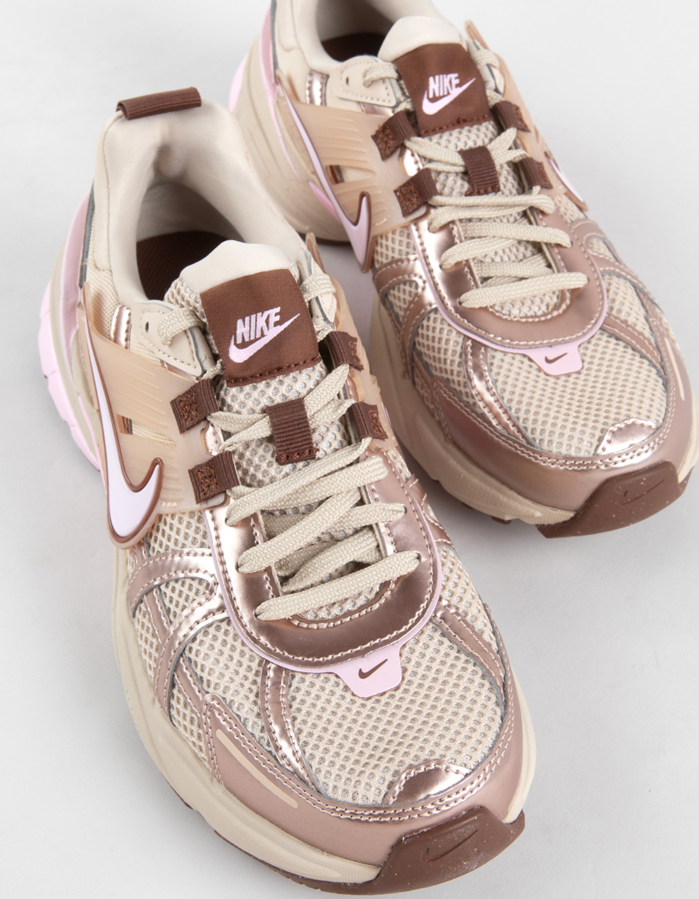 NIKE V2K Run Womens Shoes - PINK COMBO