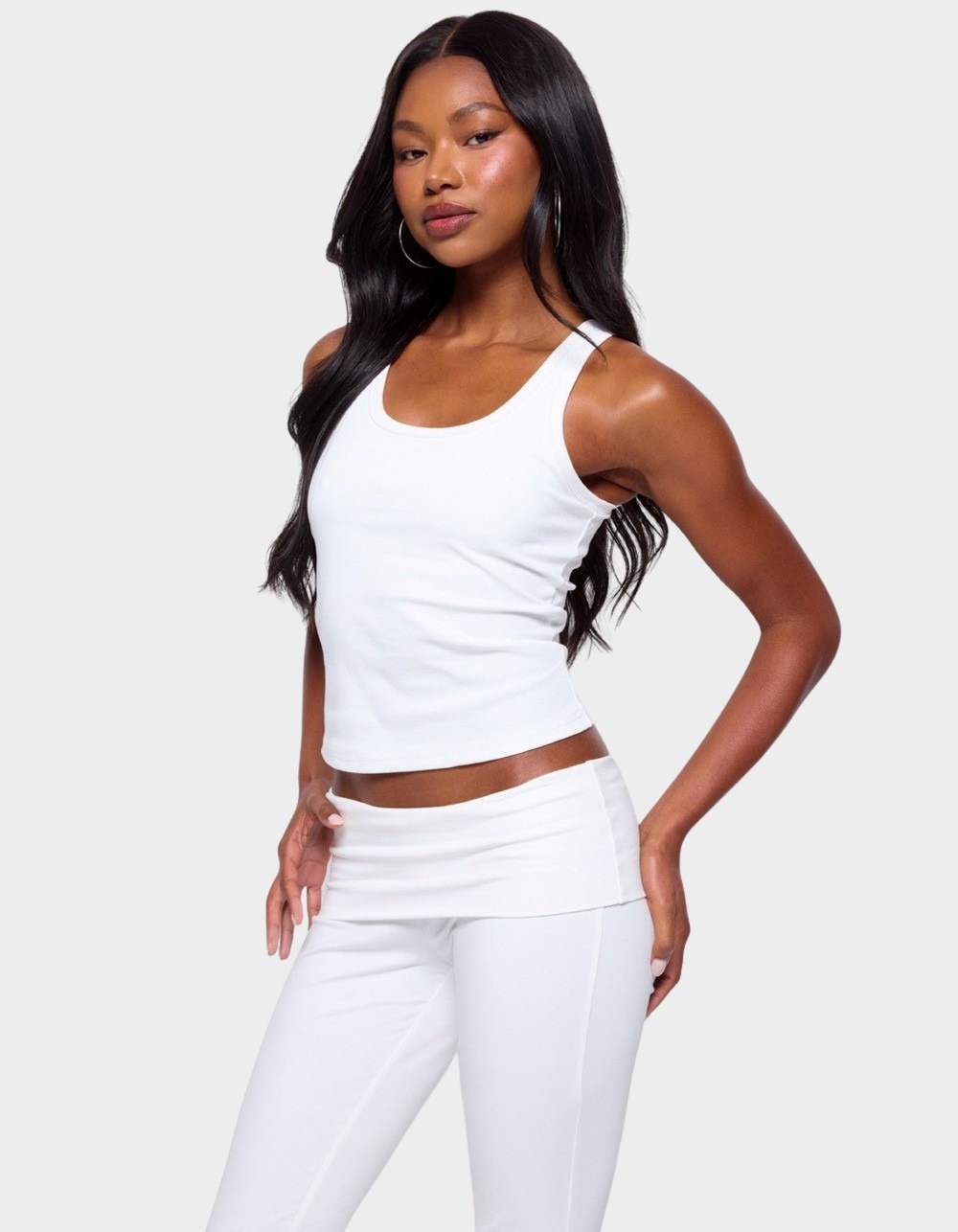 EDIKTED Ailsa Ribbed Built Bra Tank Top - WHITE