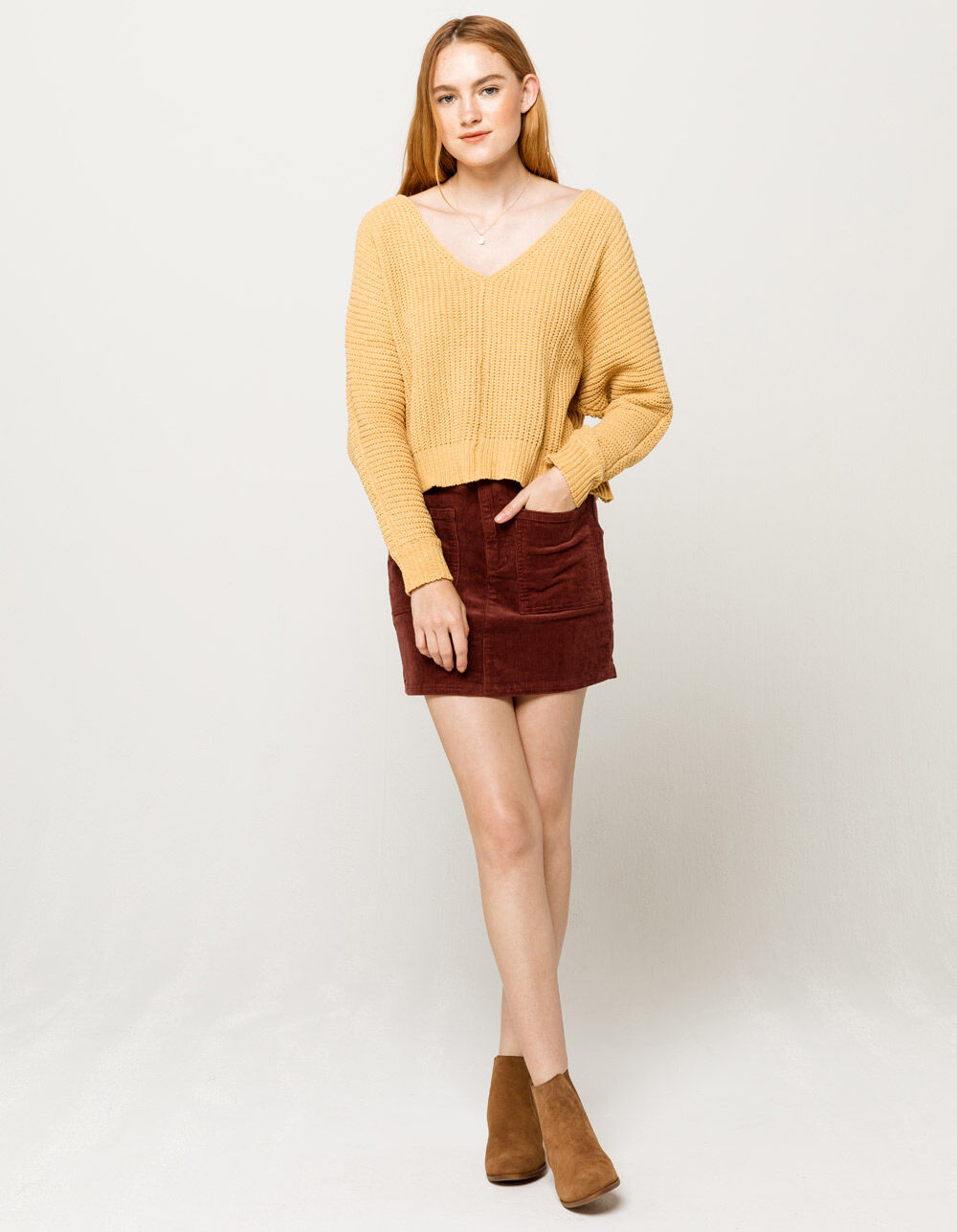 SKY AND SPARROW Matte Chenille V-Neck Yellow Womens Dolman Sweater image number 4