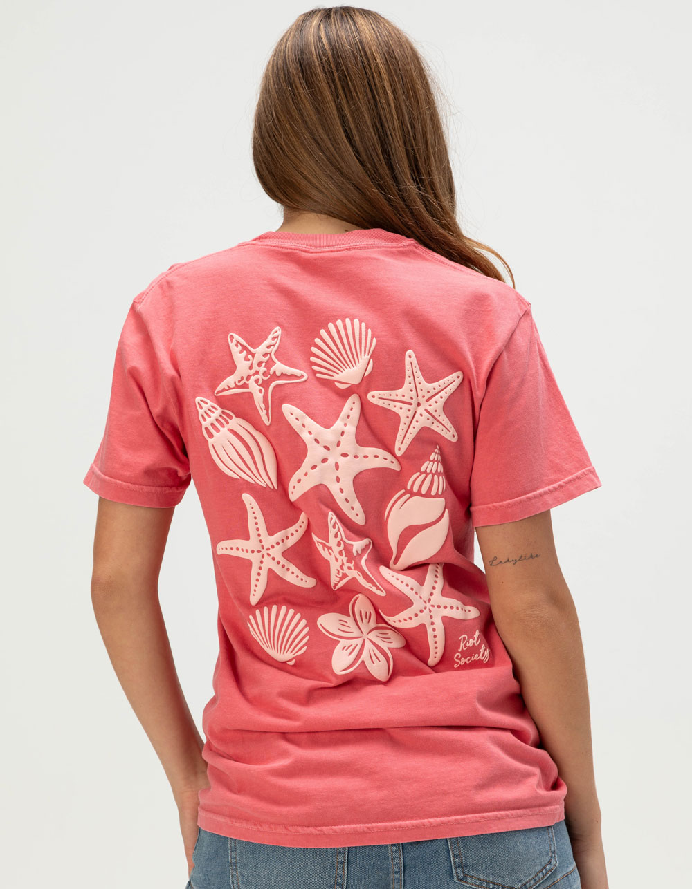 RIOT SOCIETY Shells Womens Boyfriend Tee - RED