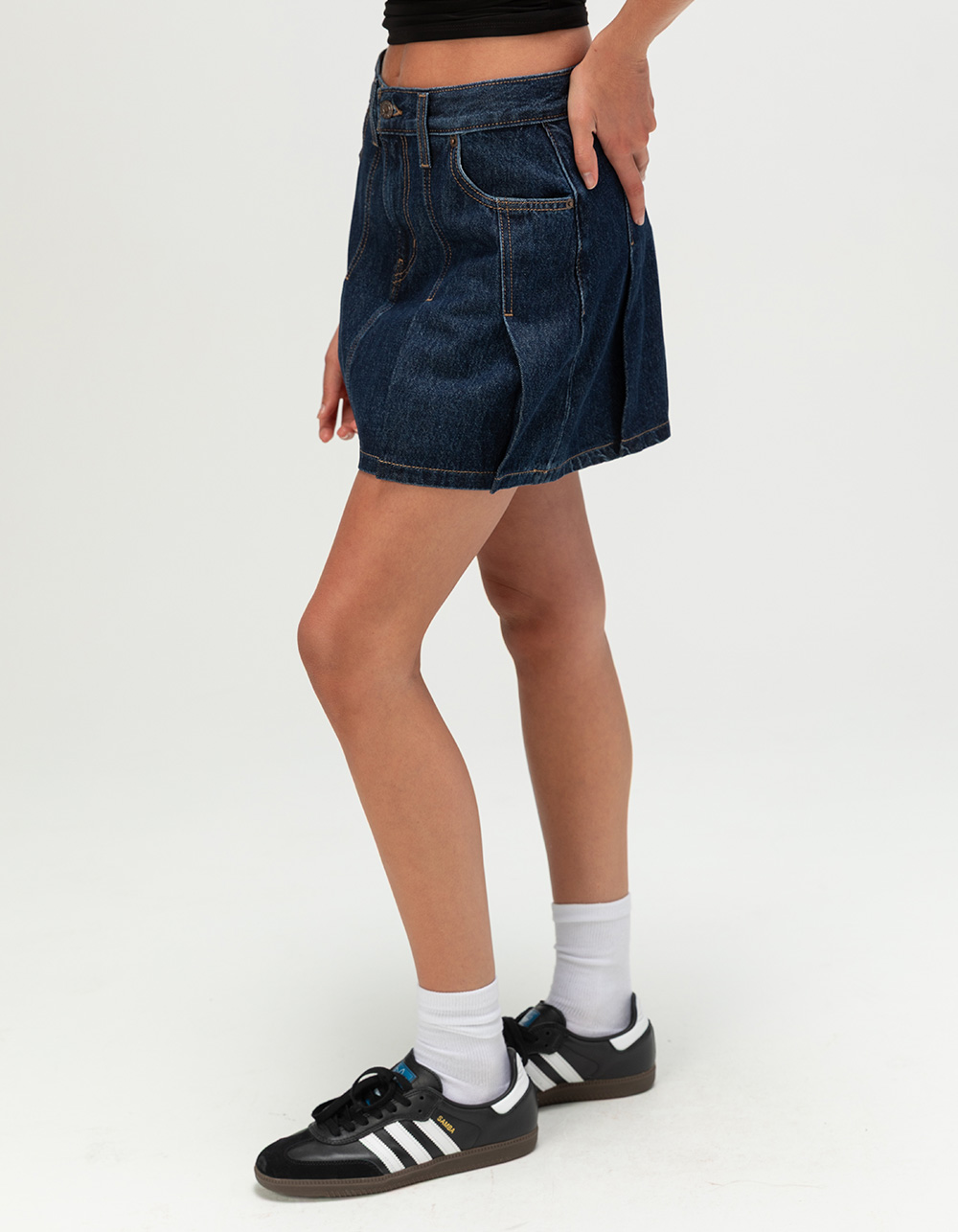 LEVI'S Womens Pleated Mini Skirt - Remember Together DARK INDIGO