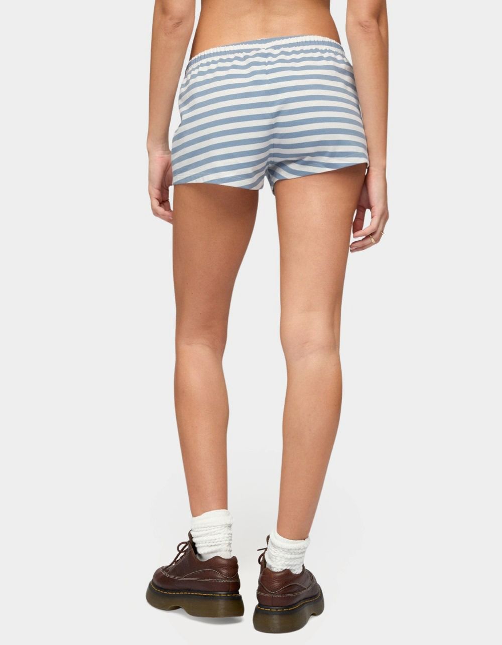 EDIKTED Aubrie Striped Shorts - LIGHT BLUE