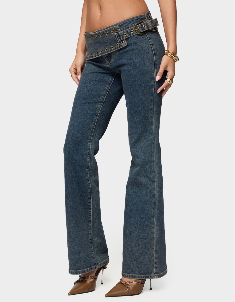 EDIKTED Asymmetric Grommet Belt Low Rise Flared Jeans - BLUE