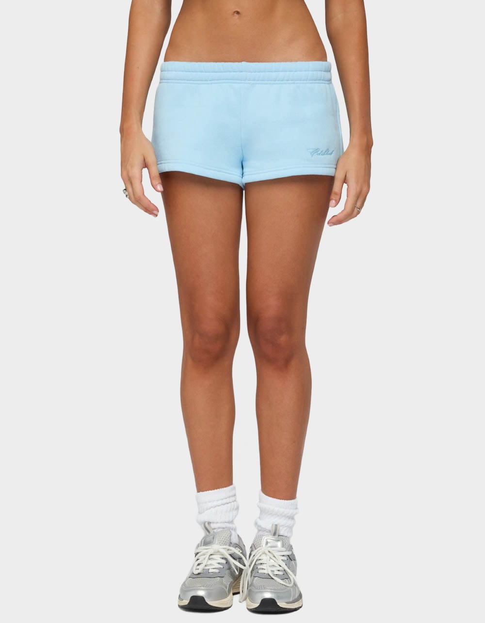 EDIKTED Basic Girl Low Rise Sweat Shorts - LIGHT BLUE