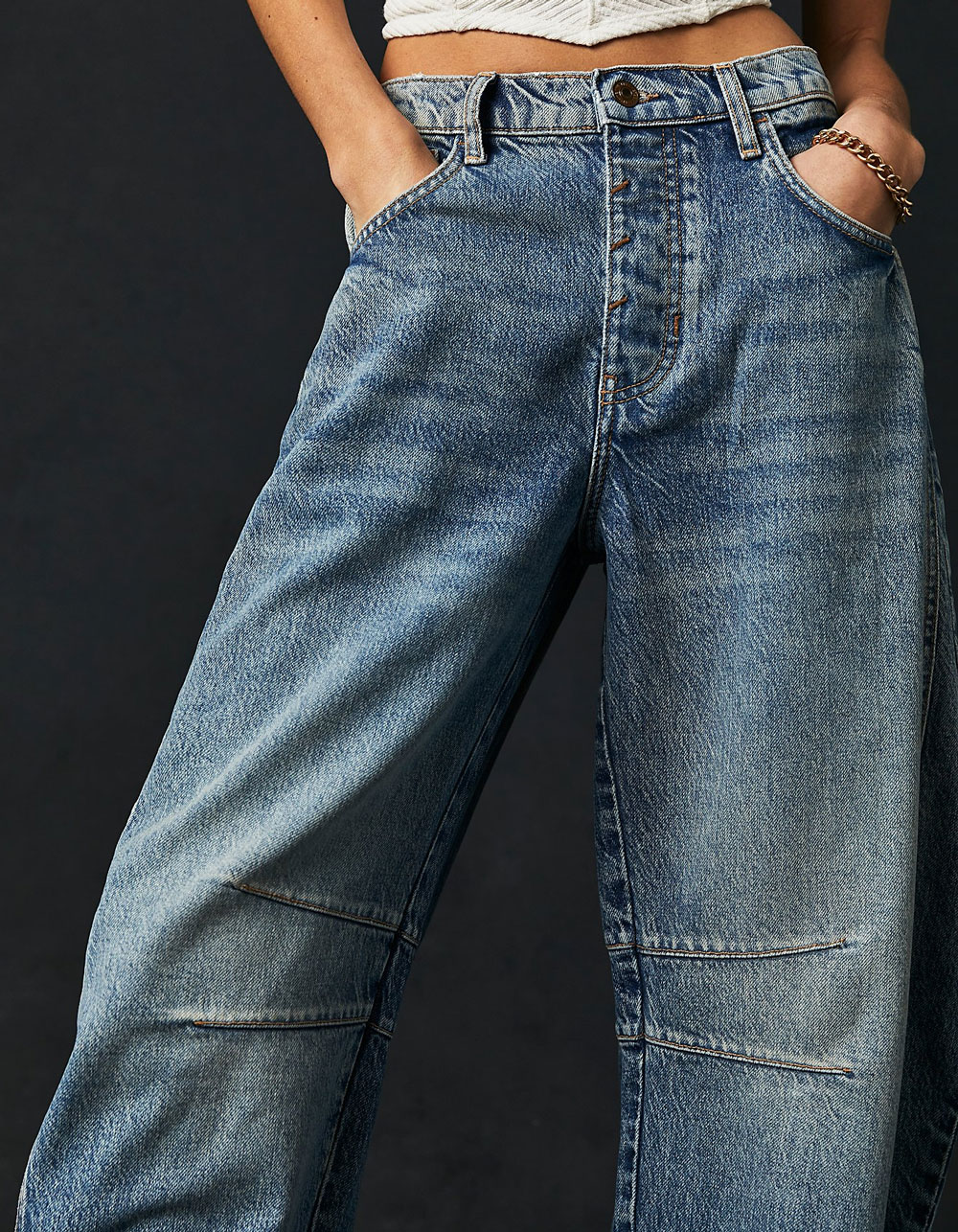 FREE PEOPLE Good Luck Mid Rise Womens Barrel Jeans - MEDIUM WASH