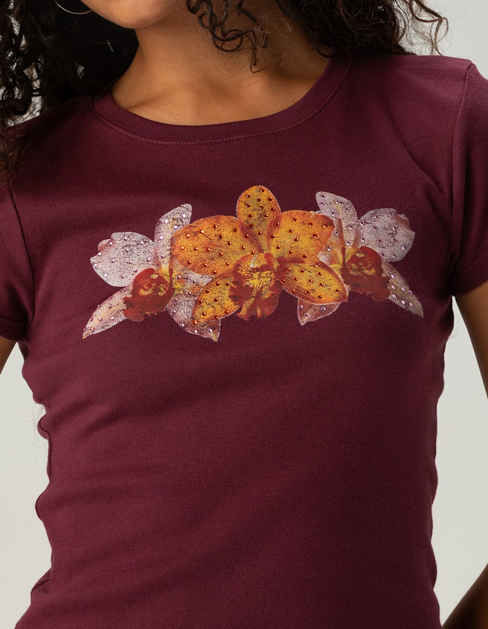 FULL TILT Rhinestone Lily Womens Baby Tee - BURGUNDY
