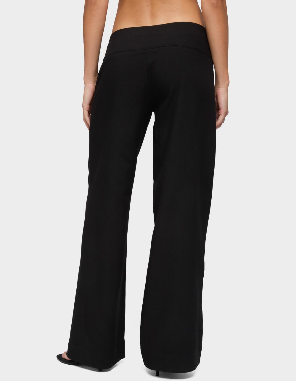 EDIKTED Cerise Buckle Low Rise Baggy Pants - BLACK
