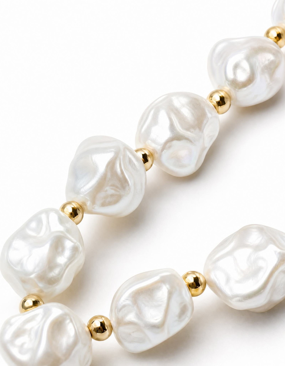 CORDEE CASES Luna Baroque Pearl iPhone 16 Pro Max Chain Set - ANTIQUE WHITE