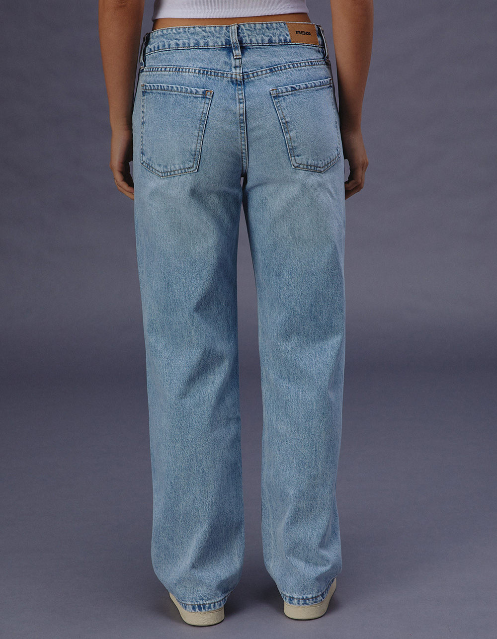 RSQ Womens Low Rise Loose Straight Jeans - MEDIUM WASH