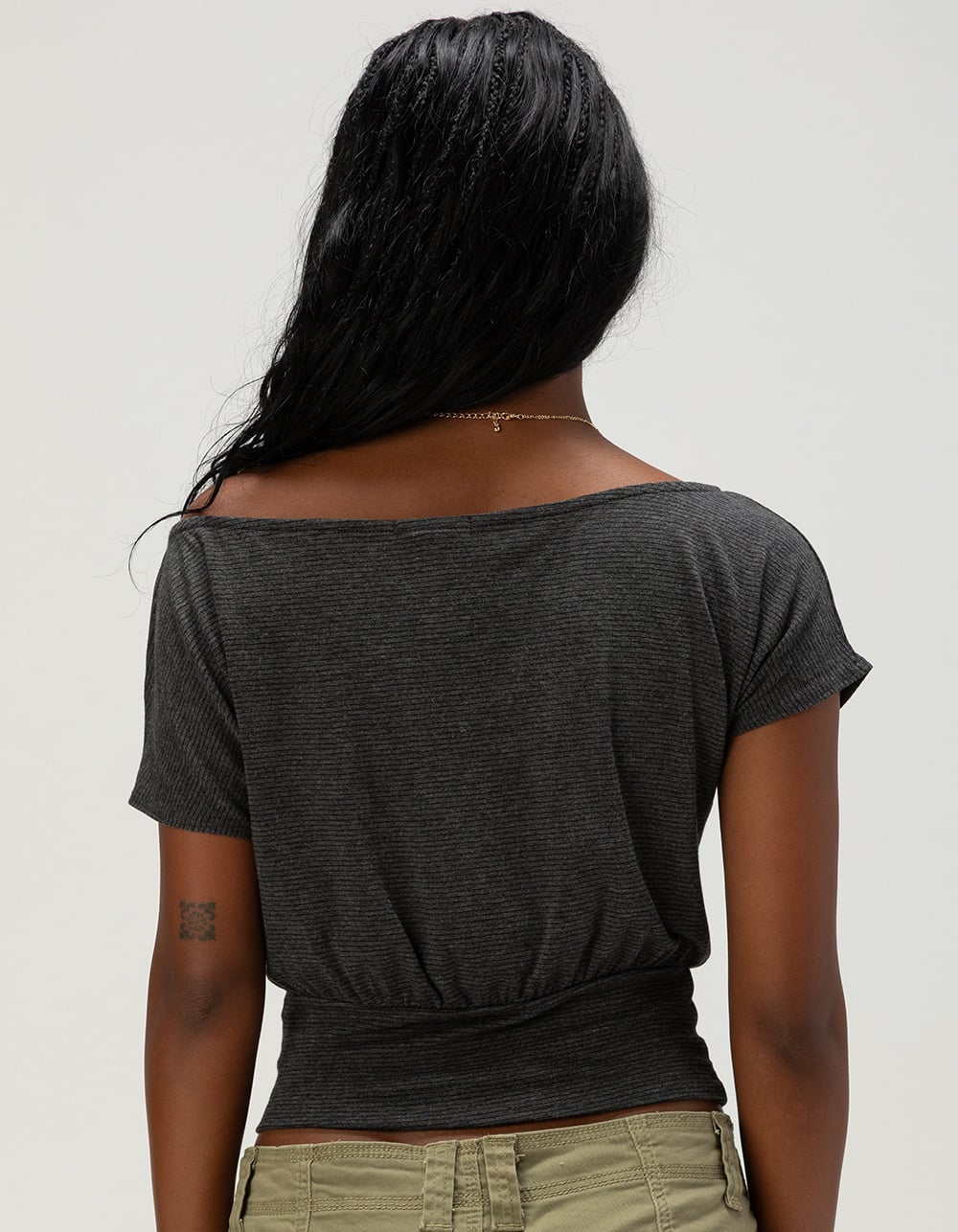 FULL TILT Off The Shoulder Womens Banded Bottom Top - GRAY COMBO
