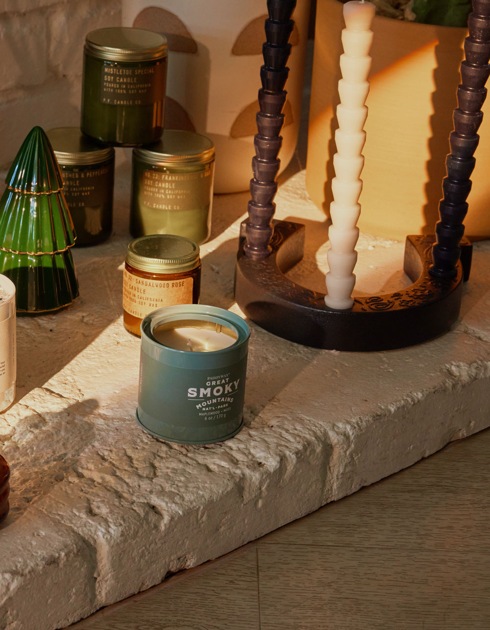 PADDYWAX Horseshoe Taper Candle Holder BLACK Tillys