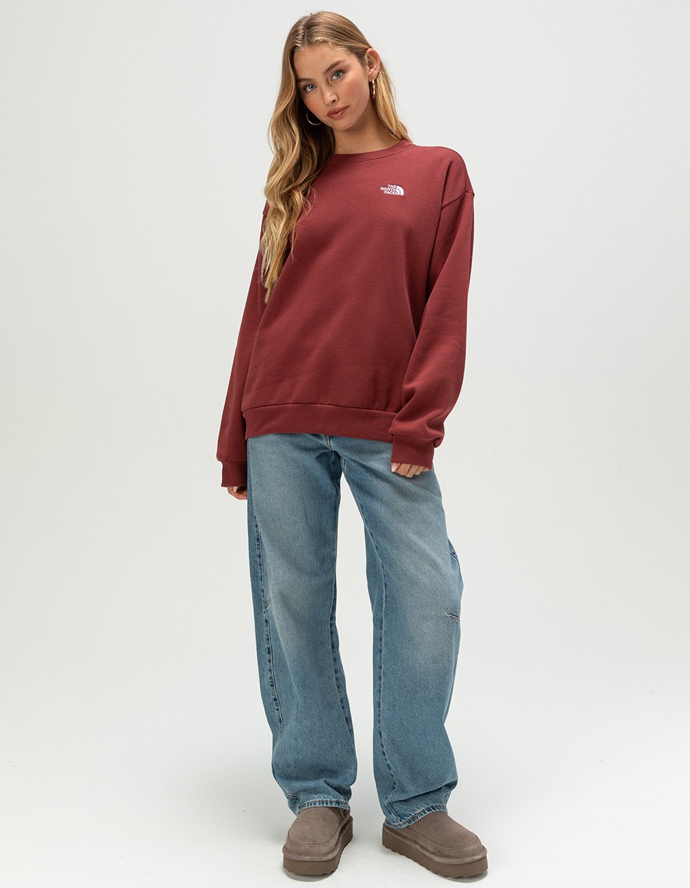 THE NORTH FACE Evolution Simple Dome Womens Oversized Crewneck Sweatshirt - BERRY