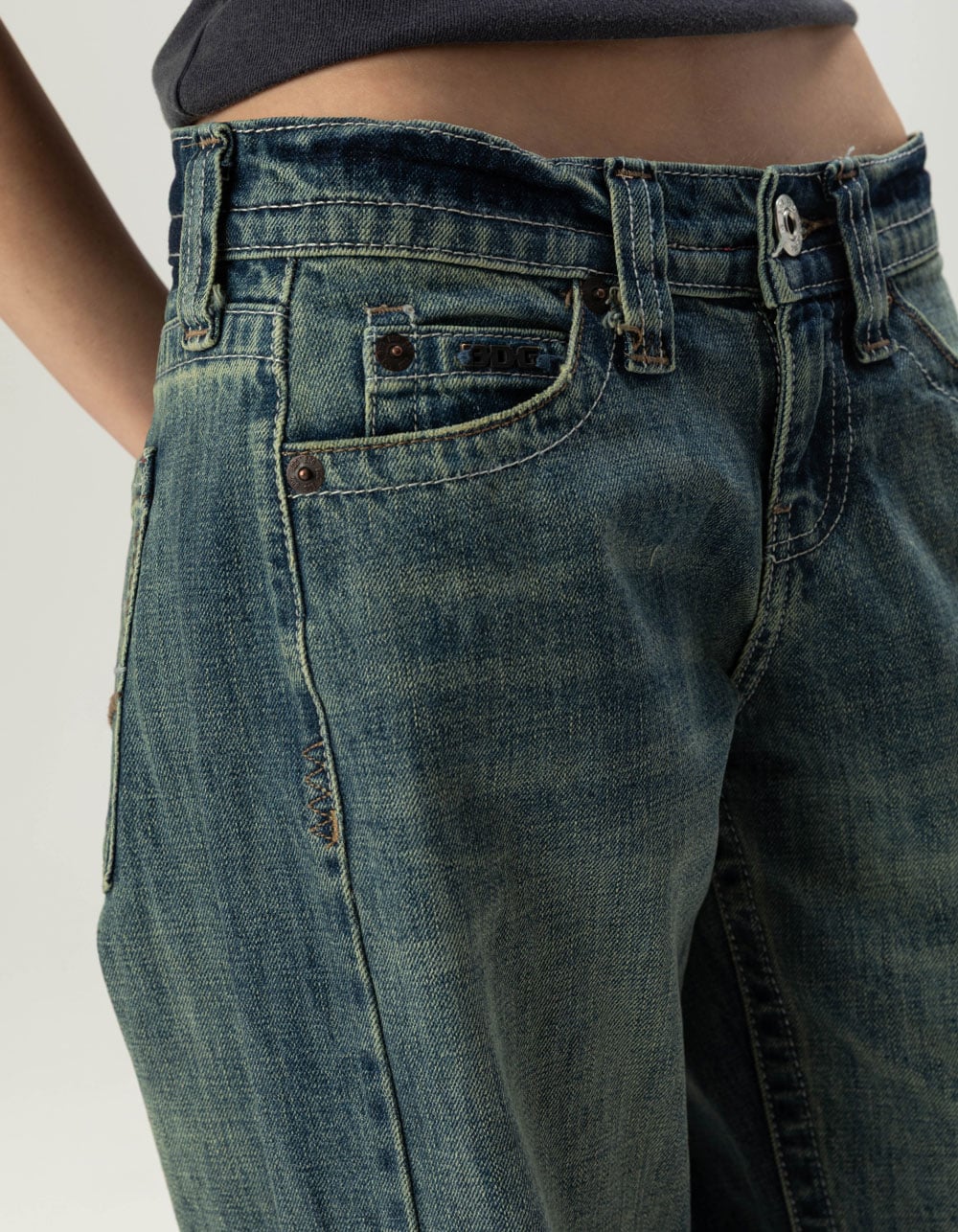 BDG Urban Outfitters Kayla Low Rise Womens Slouchy Jeans - DARK BLAST