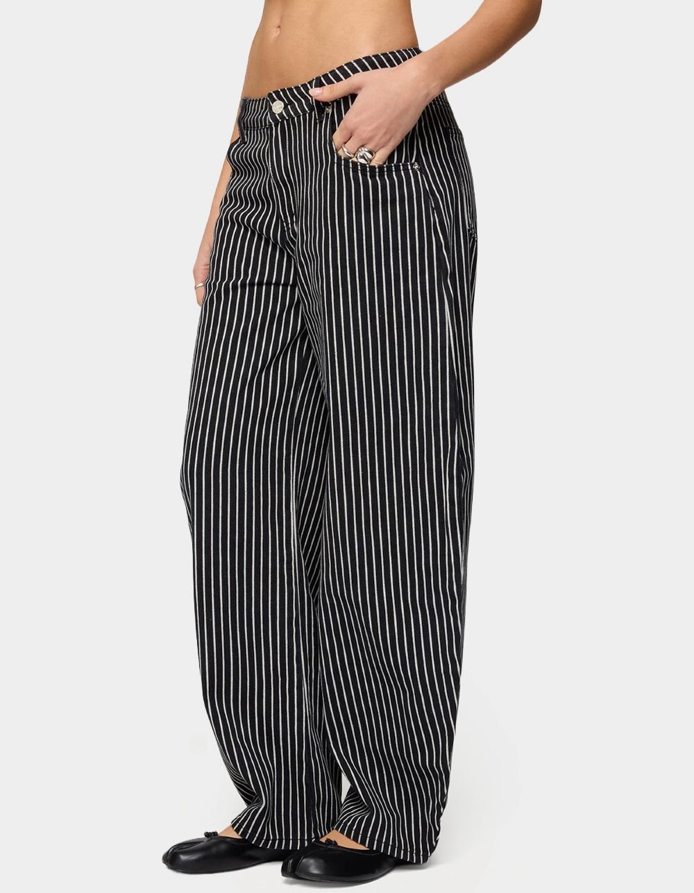 EDIKTED Pinstripe Low Rise Barrel Leg Jeans - BLACK
