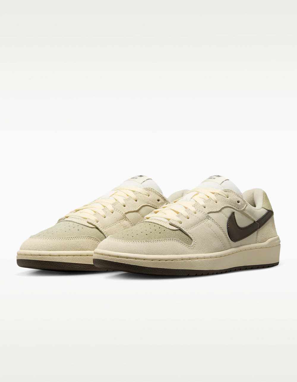 NIKE SB Code 58 Mens Shoes - Cream Combo