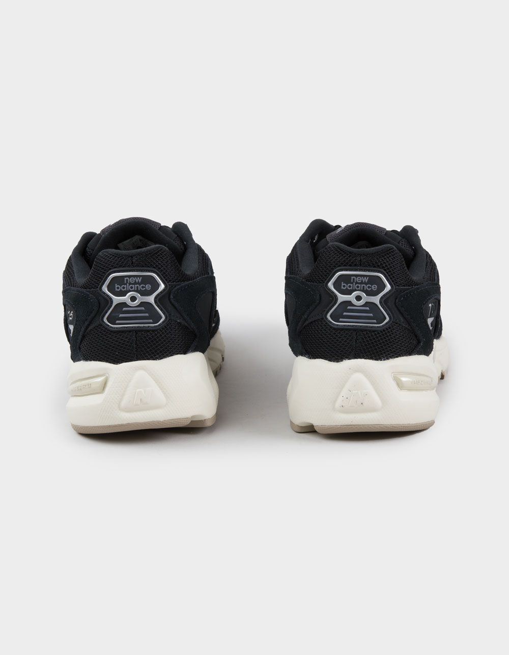 NEW BALANCE 725V1 Shoes - BLK/SILVER
