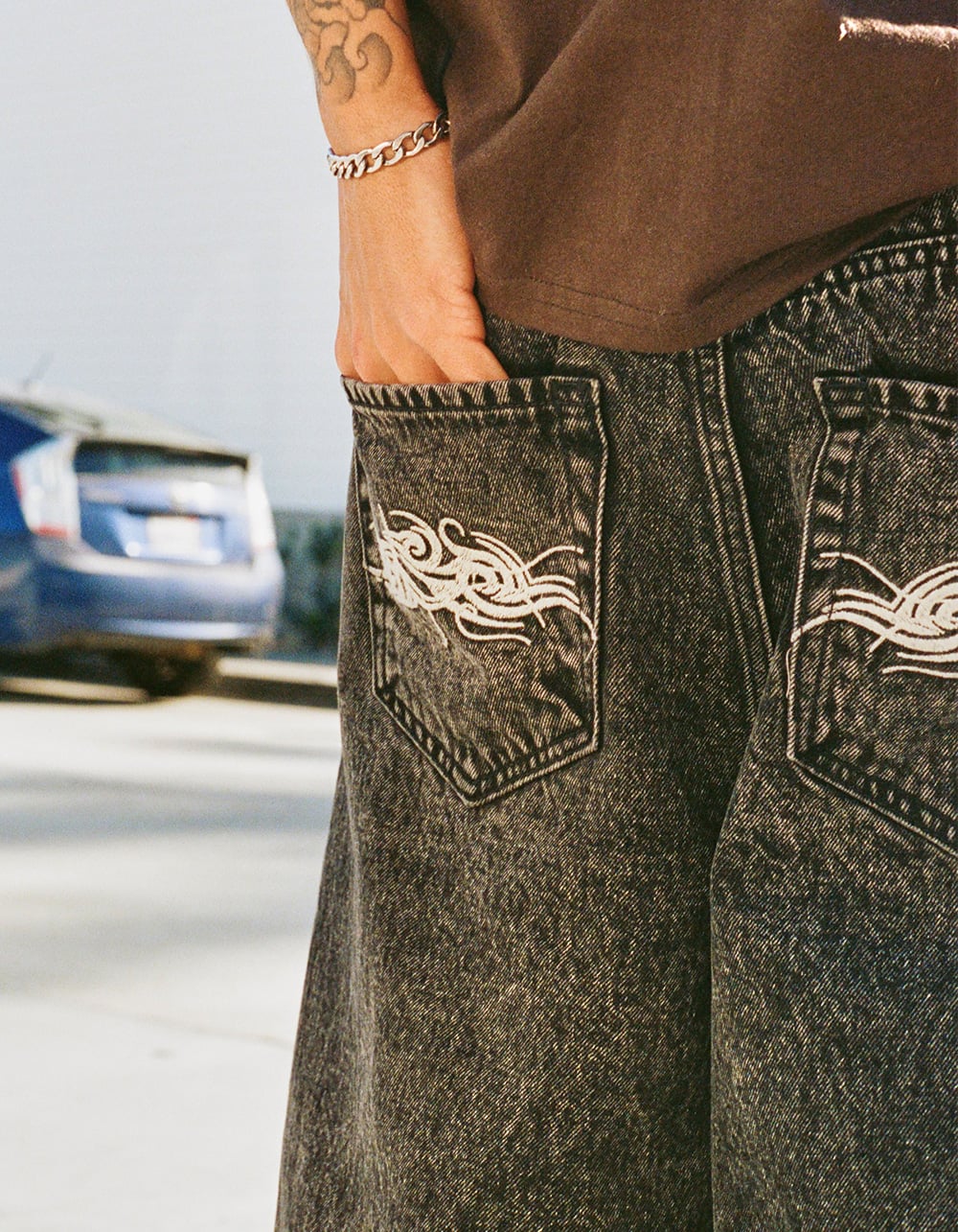 RSQ Mens Baggy Embroidered Jorts - WASHED BLACK