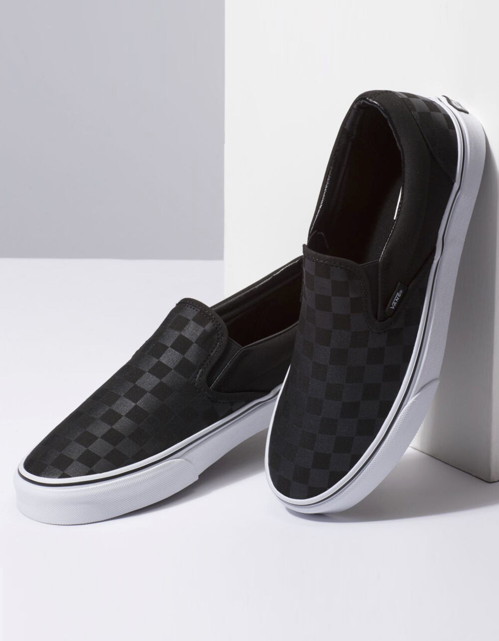 VANS Checkerboard Slip-On Black & Black Shoes image number 3