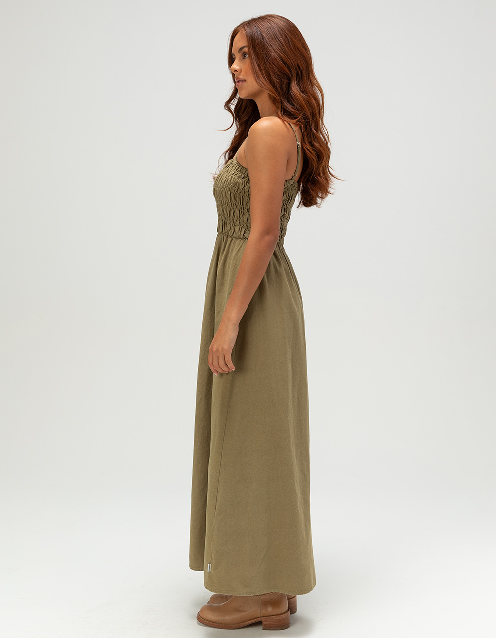 RHYTHM Classic Womens Shirred Midi Dress - OLIVE