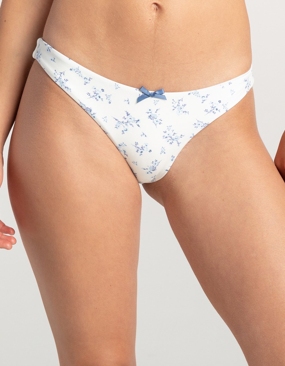 FULL TILT Lily Skimpy Bikini Bottoms - WHITE COMBO