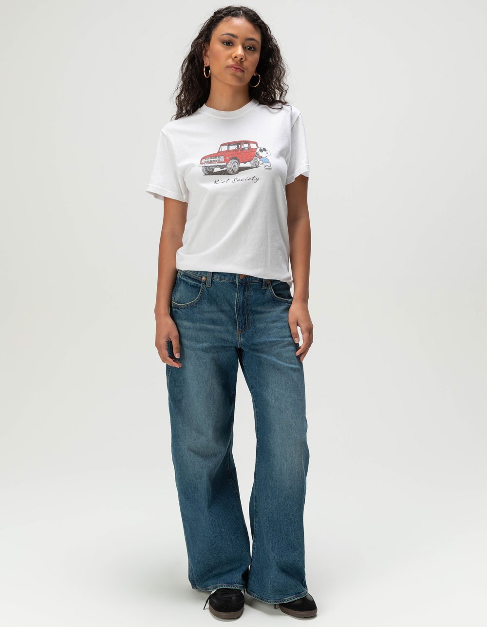 RIOT SOCIETY x Peanuts Snoopy Truck Womens Tee - WHITE