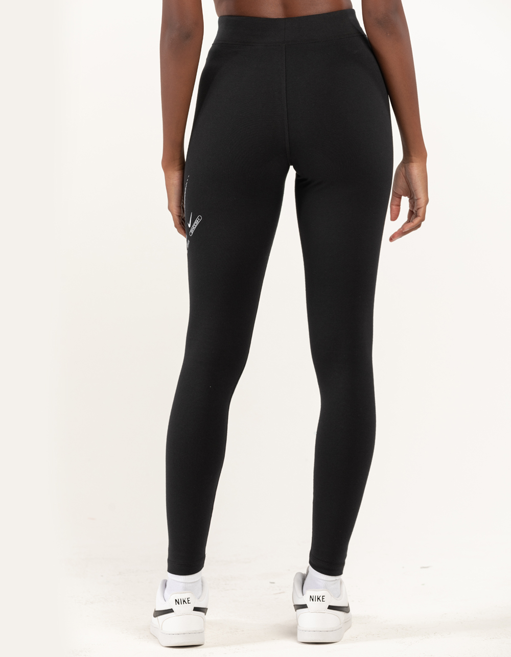 Nike leggings in black with swoosh print