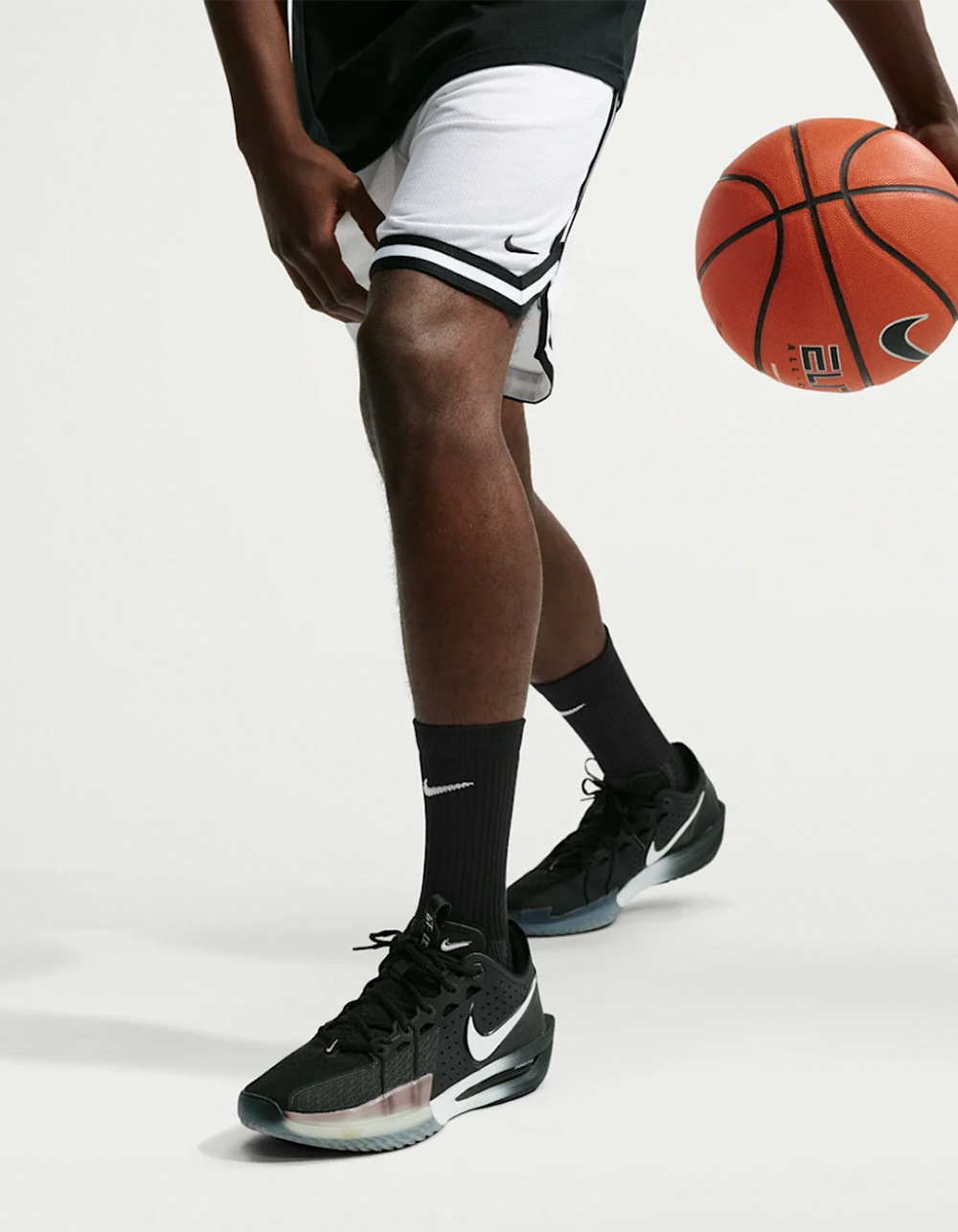 NIKE Elite 2.0 Cushioned Crew Socks