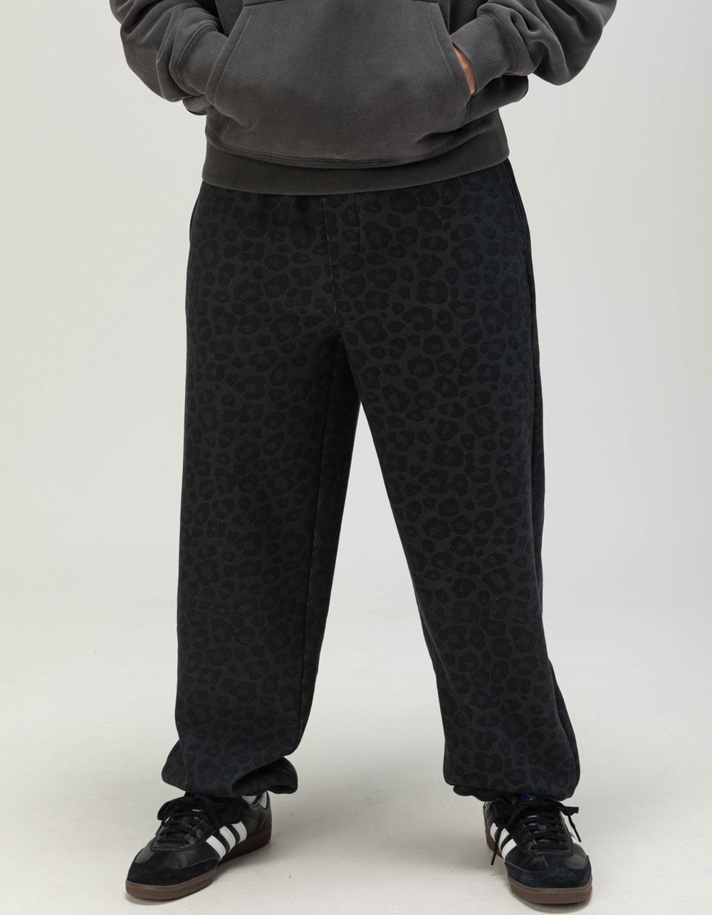 RSQ Mens LEOPARD Print Baggy Sweatpants