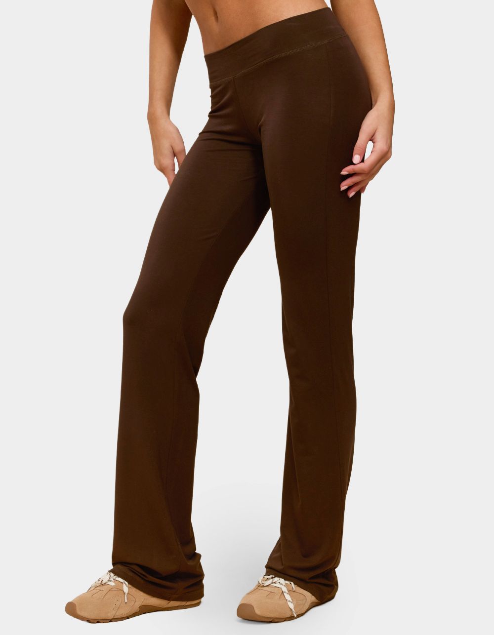 EDIKTED Callan Flared Pants - BROWN