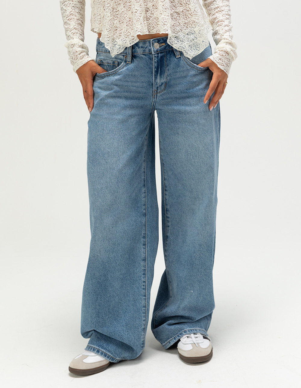 RSQ Womens Low Rise Hibiscus Baggy Jeans - MEDIUM WASH