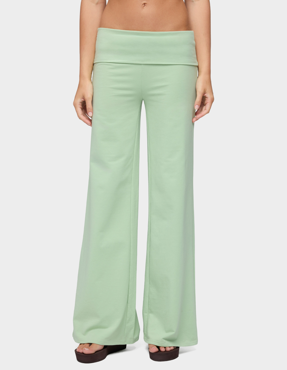 EDIKTED Cammy Wide Leg Foldover Pants - GREEN