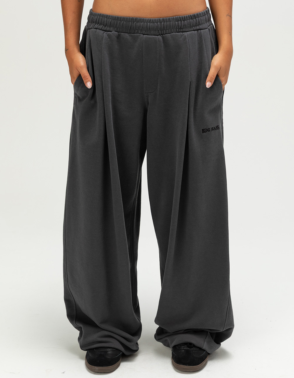 BDG Urban Outfitters Bobbi Womens Jogger Sweatpants - CHARCOAL