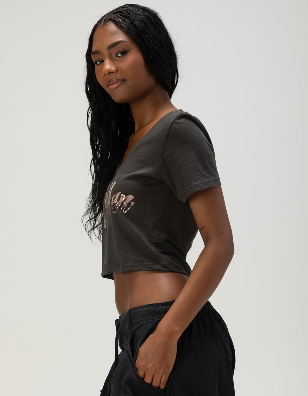 SULLEN On Fire Womens V-Neck Tee - BLACK