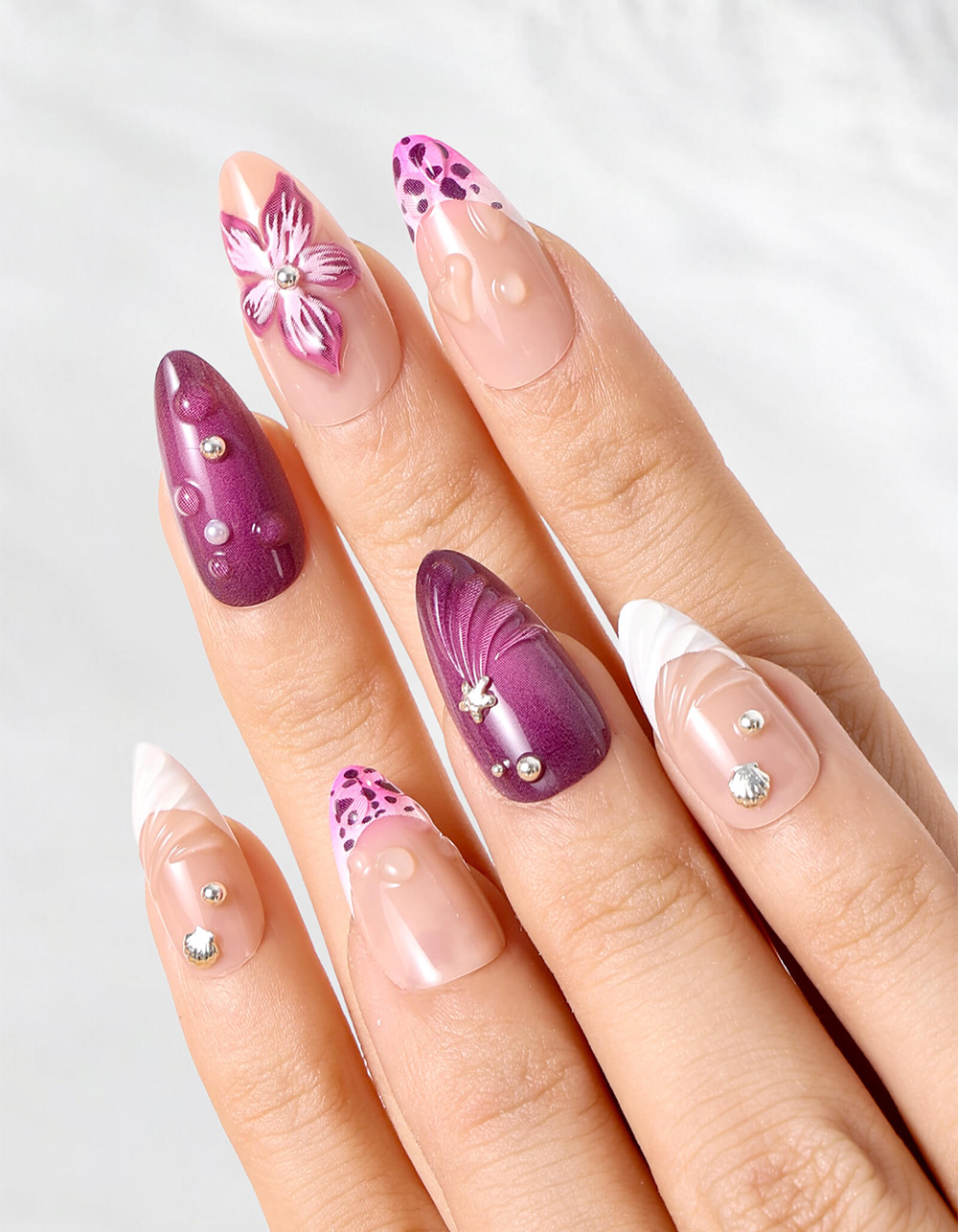 NEVER HAVE I EVER Super Bloom Almond Press-On Nails - MULTI