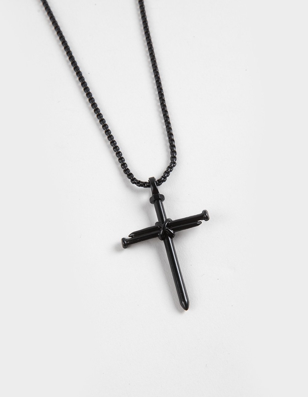 RSQ Cross Pendant Necklace - BLACK