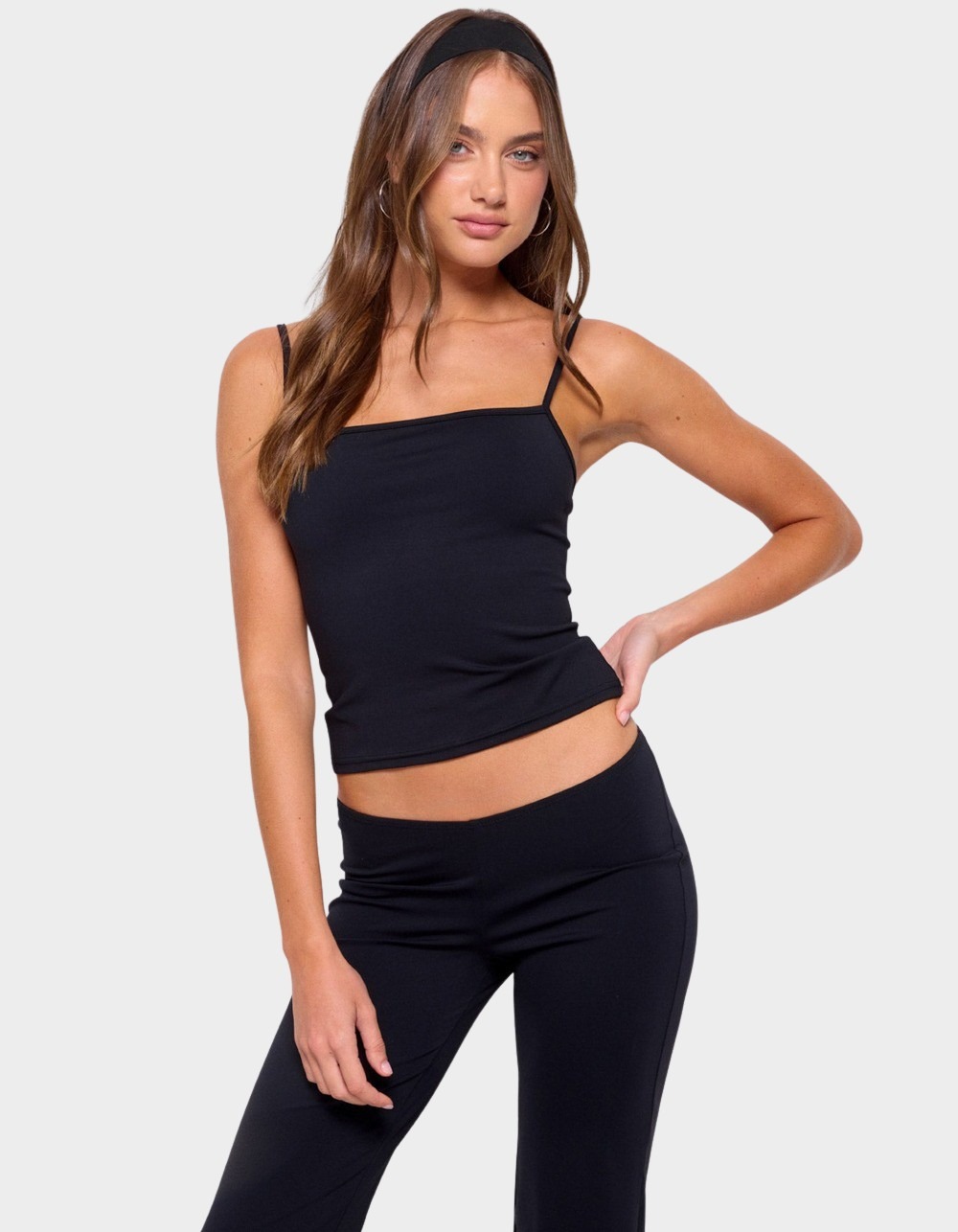 EDIKTED Anika Straight Neck Tank Top
