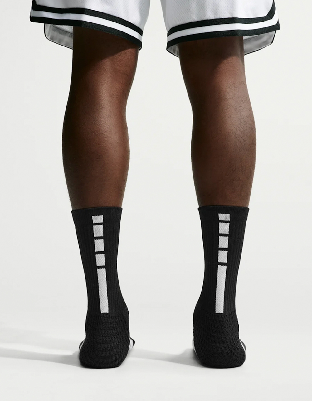 NIKE Elite 2.0 Cushioned Crew Socks