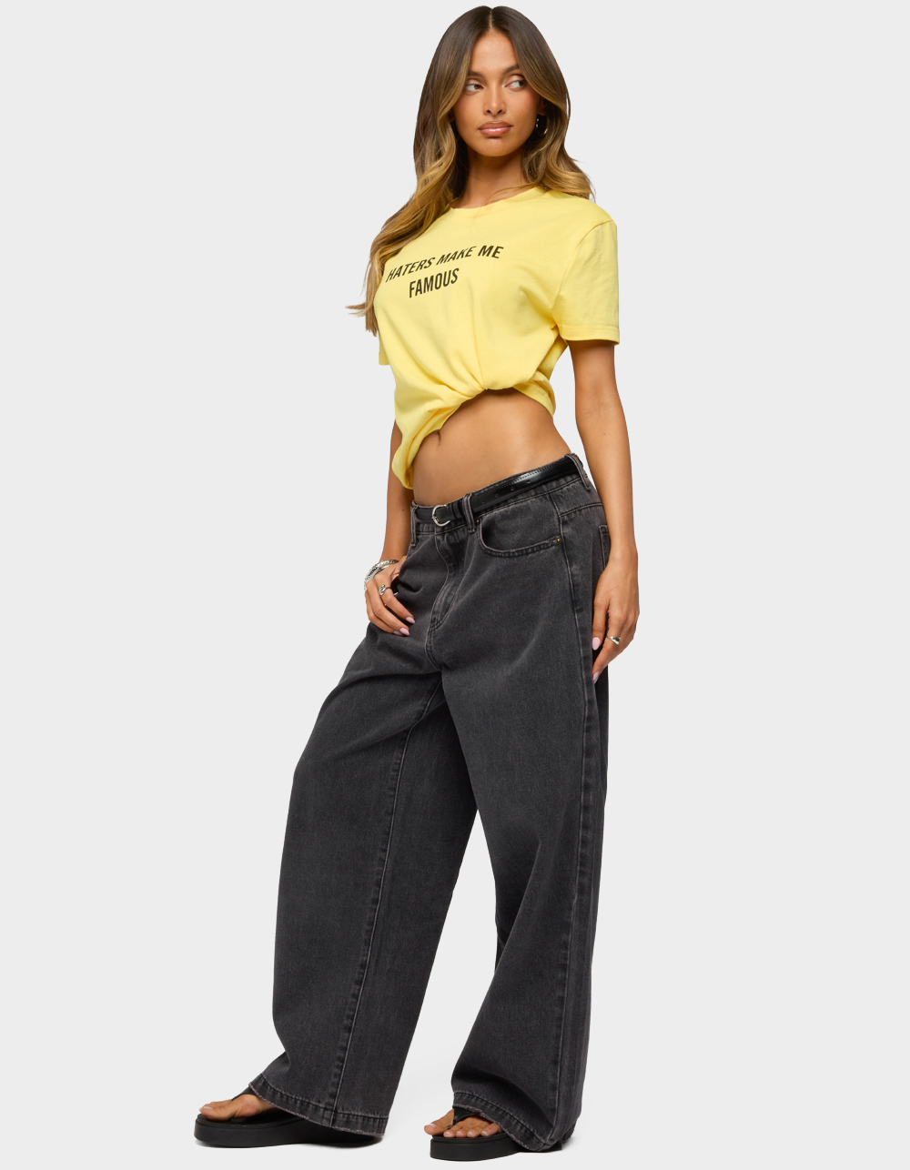 EDIKTED Nichol Low Rise Baggy Jeans