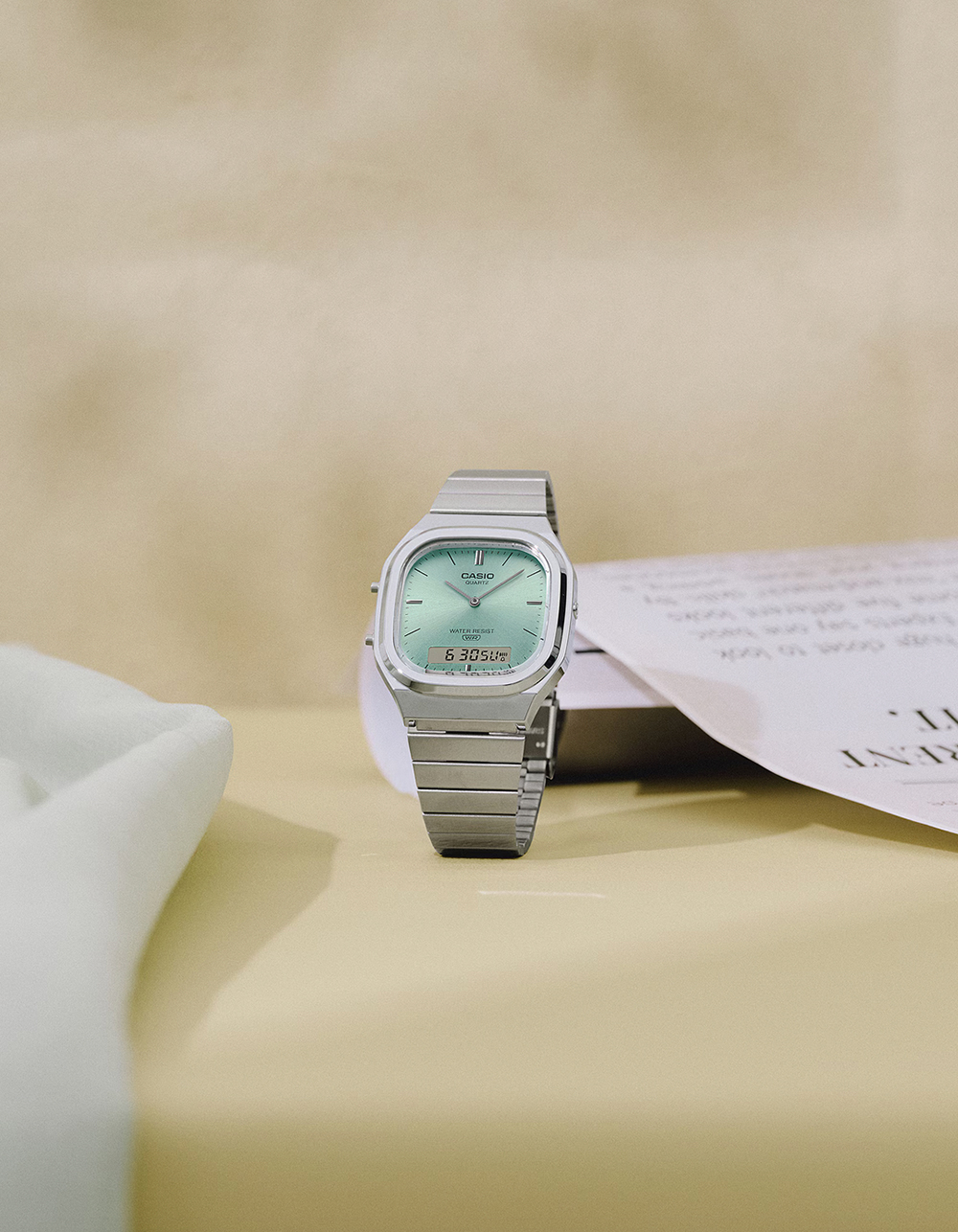 CASIO AQ240E-2A Watch - SILVER