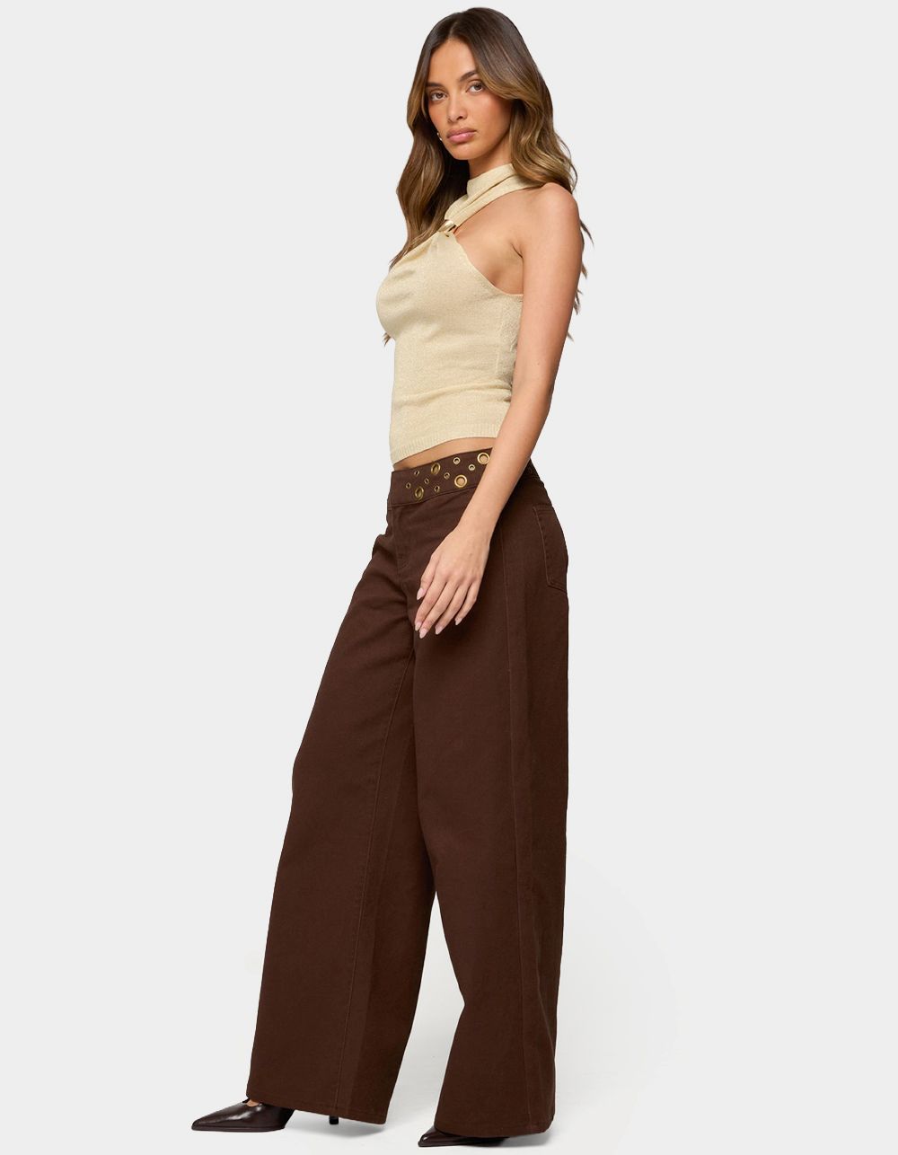 EDIKTED Mixed Grommet Low Rise Wide Leg Jeans - BROWN