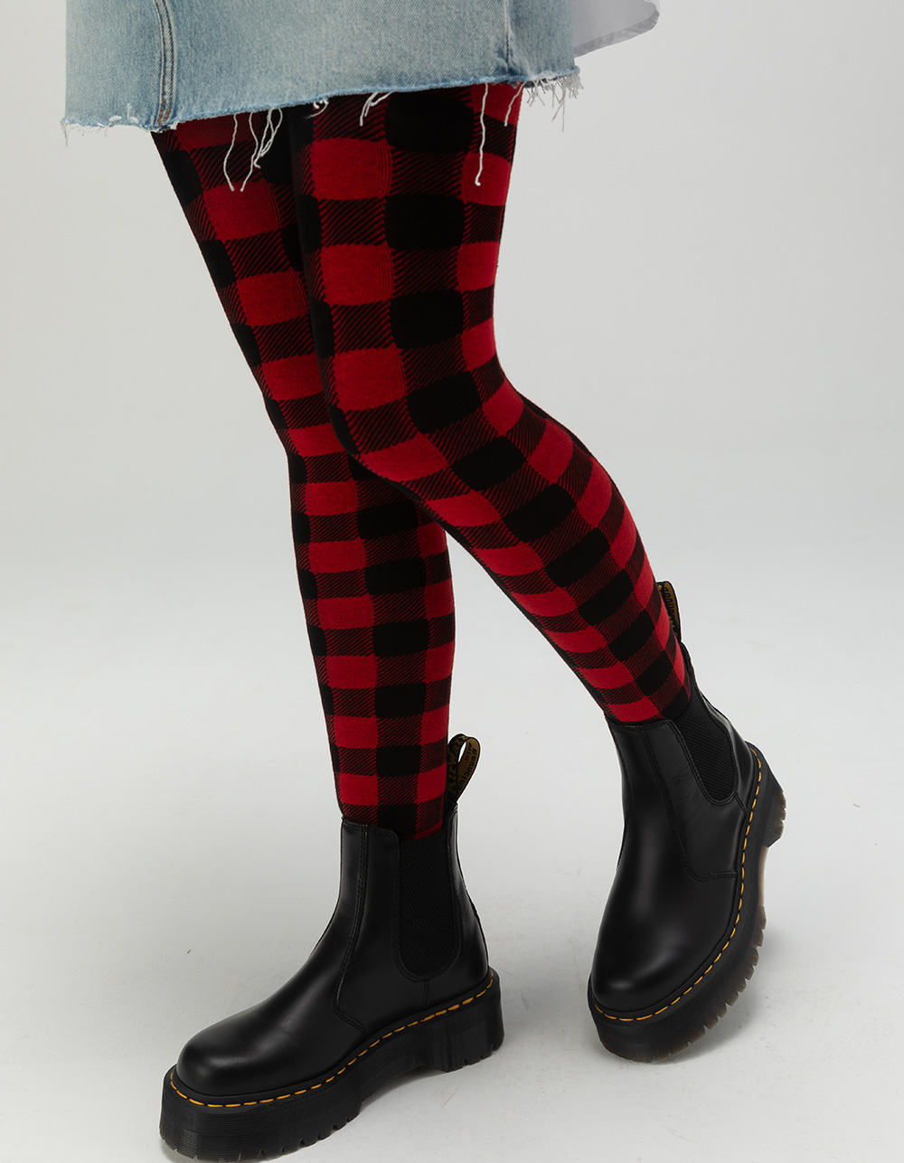 MEMOI Buffalo Check Womens Sweater Tights - BLACK COMBO