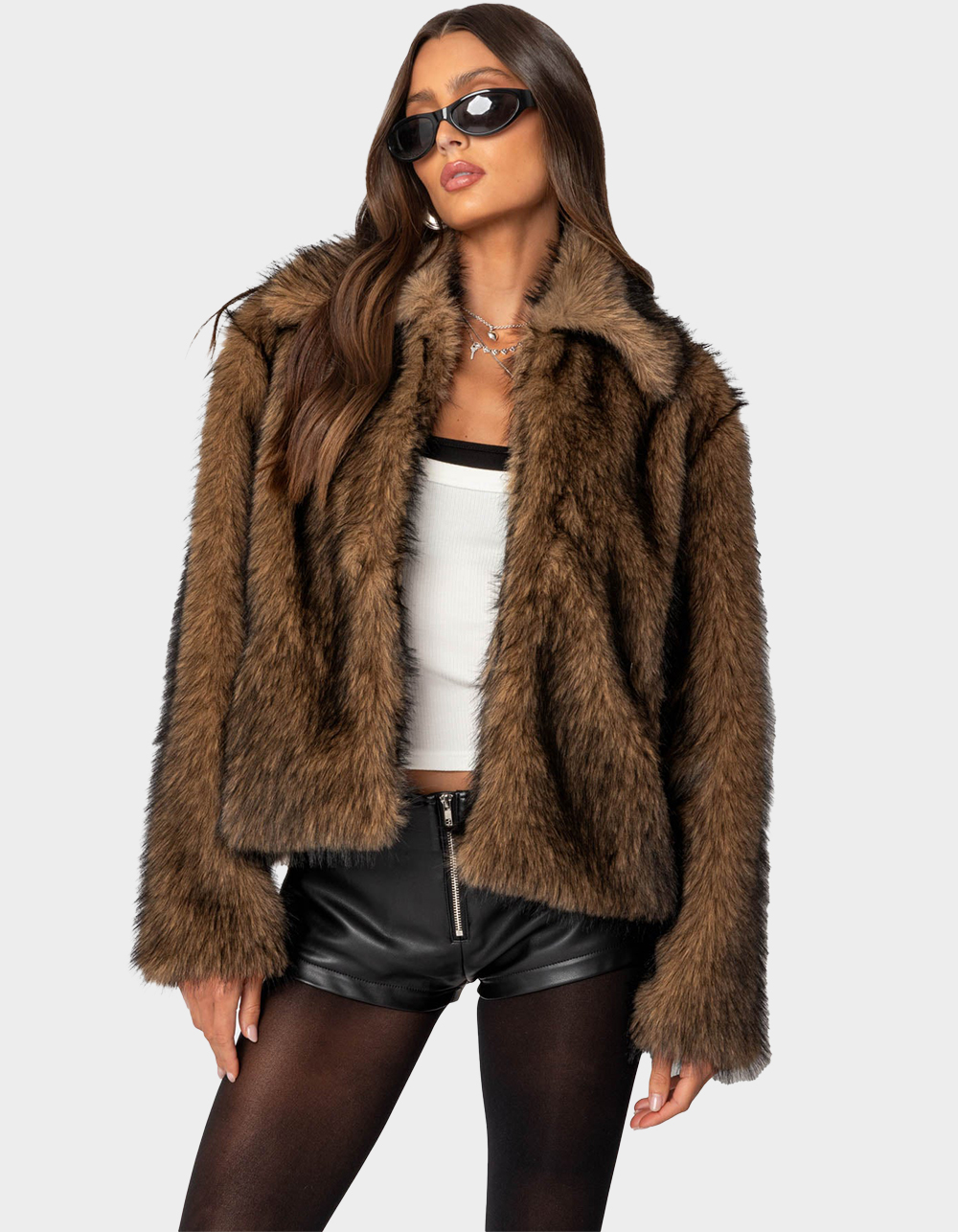 EDIKTED Mob Wife Faux Fur Jacket - BROWN
