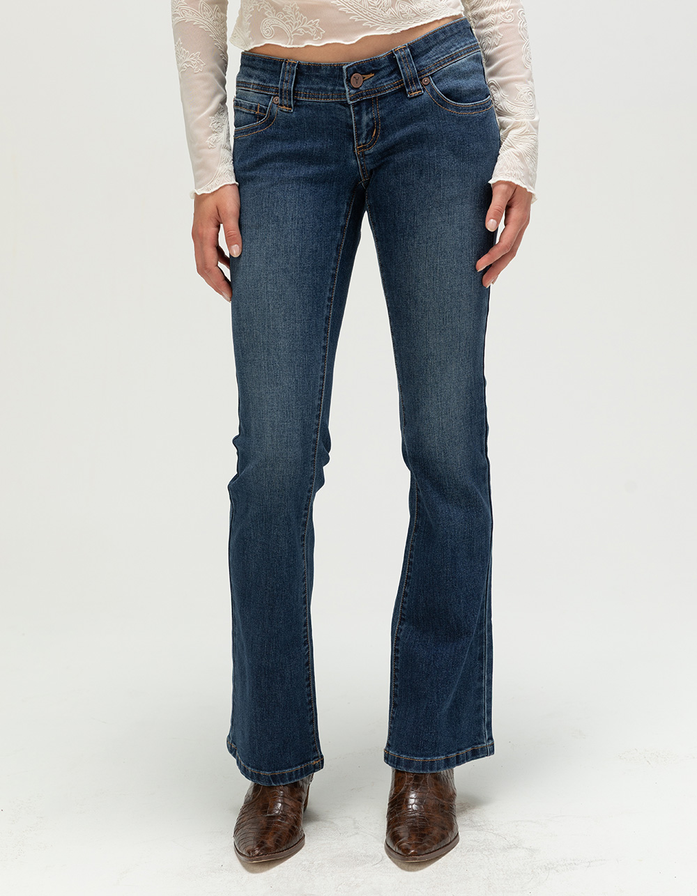 ABRAND 00 Super Low Kick Womens Jeans - MEDIUM WASH