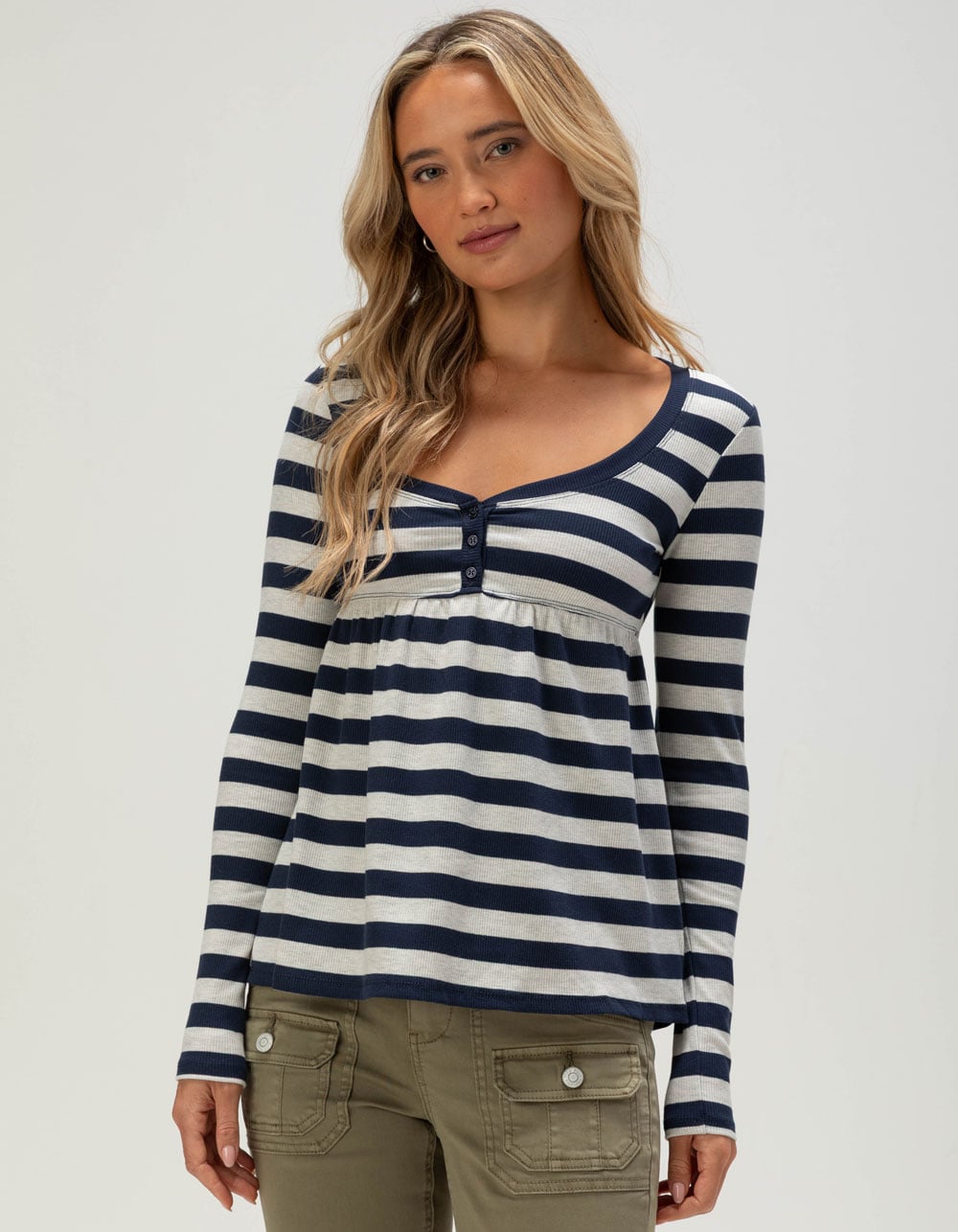 MADDEN GIRL Womens Long Sleeve Stripe Henley Babydoll Top