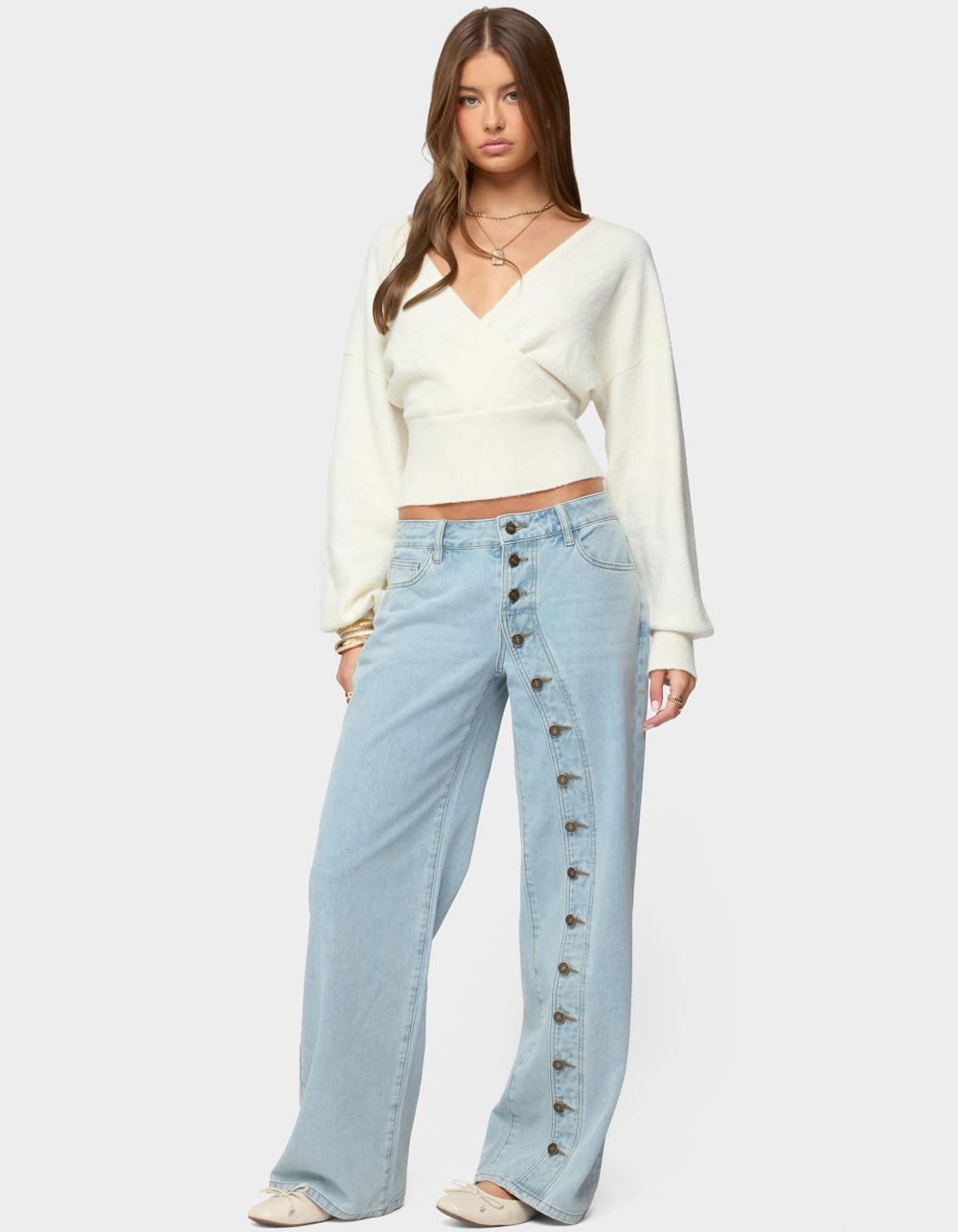 EDIKTED Adison Button Low Rise Baggy Jeans - LIGHT BLUE