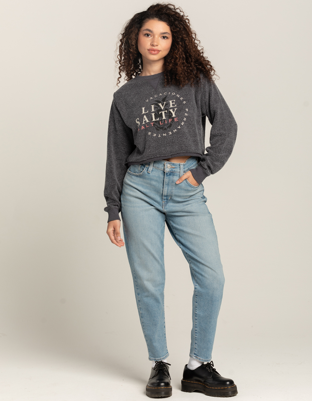 SALT LIFE Womens Crop Fleece Sweatshirt CHARCOAL Tillys
