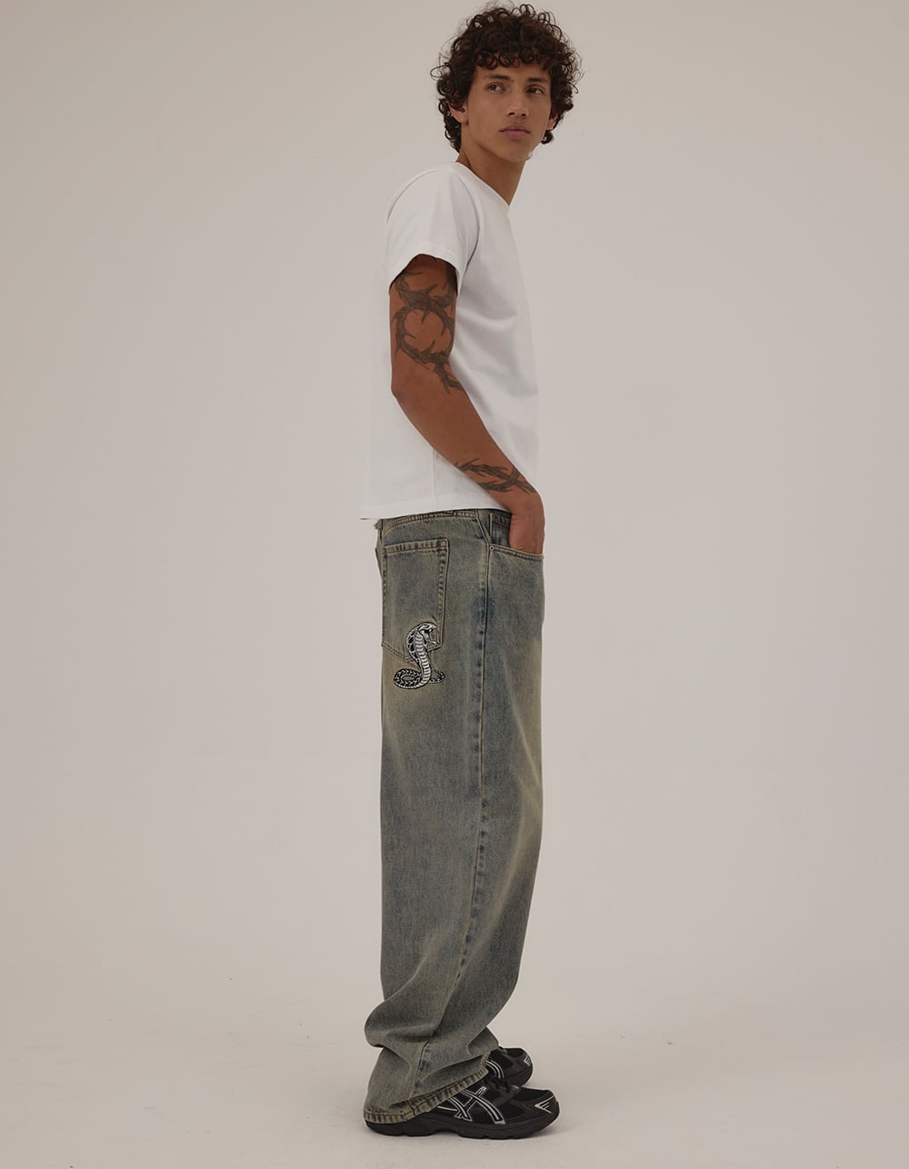 RSQ Mens Embroidered Extra Baggy Jeans - IODINE