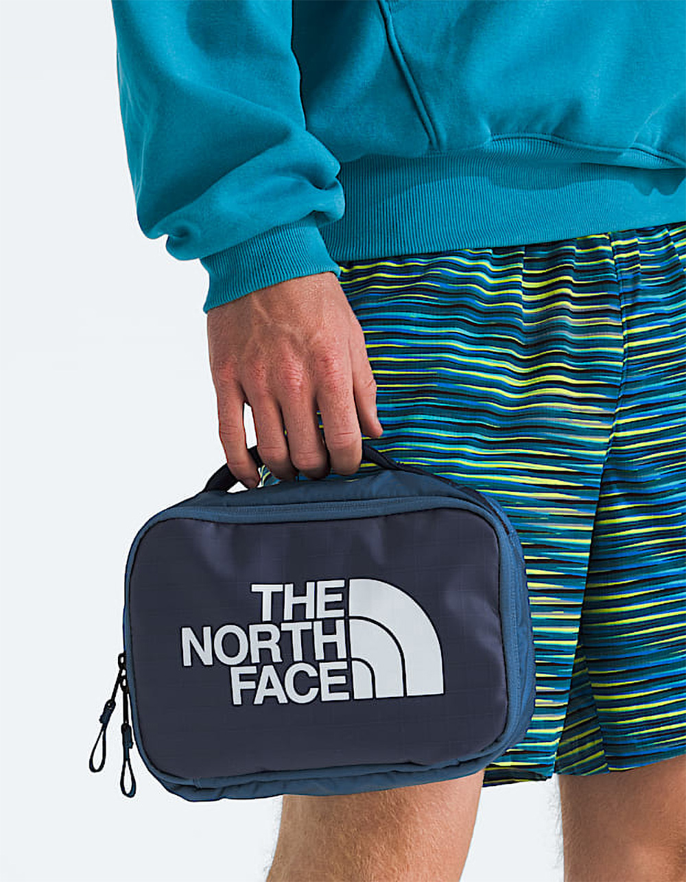 THE NORTH FACE Base Camp Voyager Toiletry Kit - NAVY